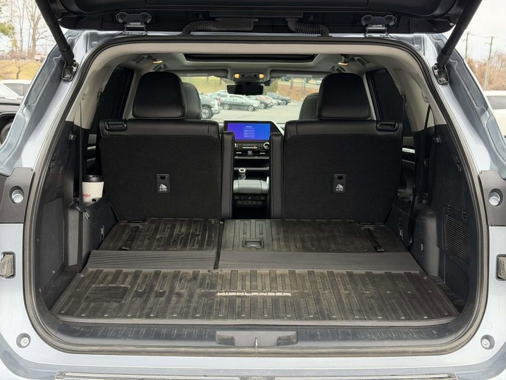 2024 Toyota Highlander Platinum