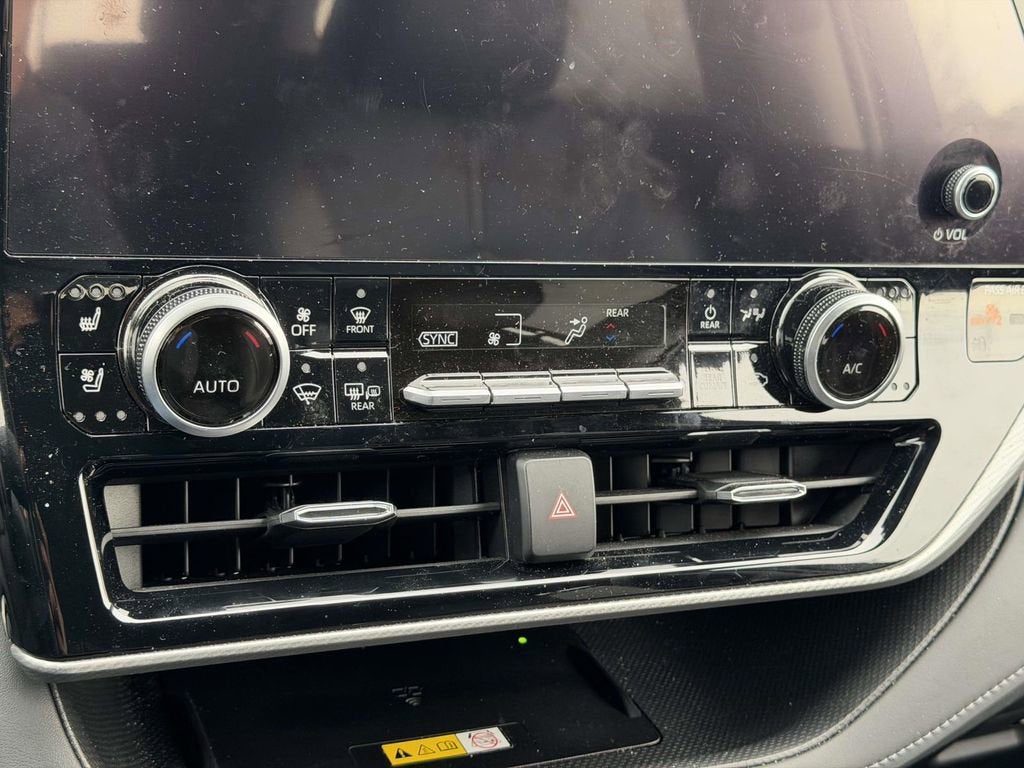 2024 Toyota Highlander Platinum