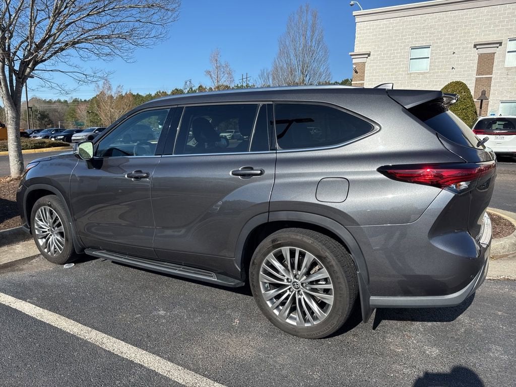 2021 Toyota Highlander Platinum