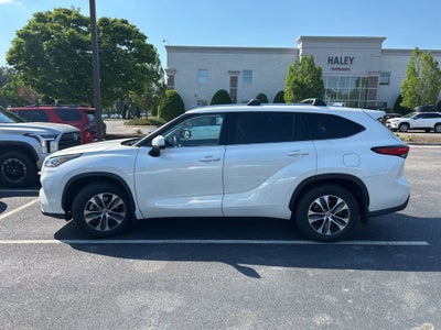 2020 Toyota Highlander XLE