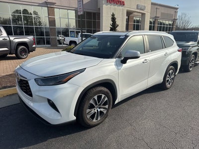 2023 Toyota Highlander XLE