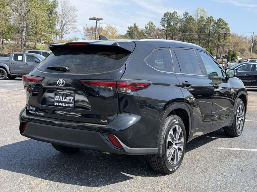 2024 Toyota Highlander XLE