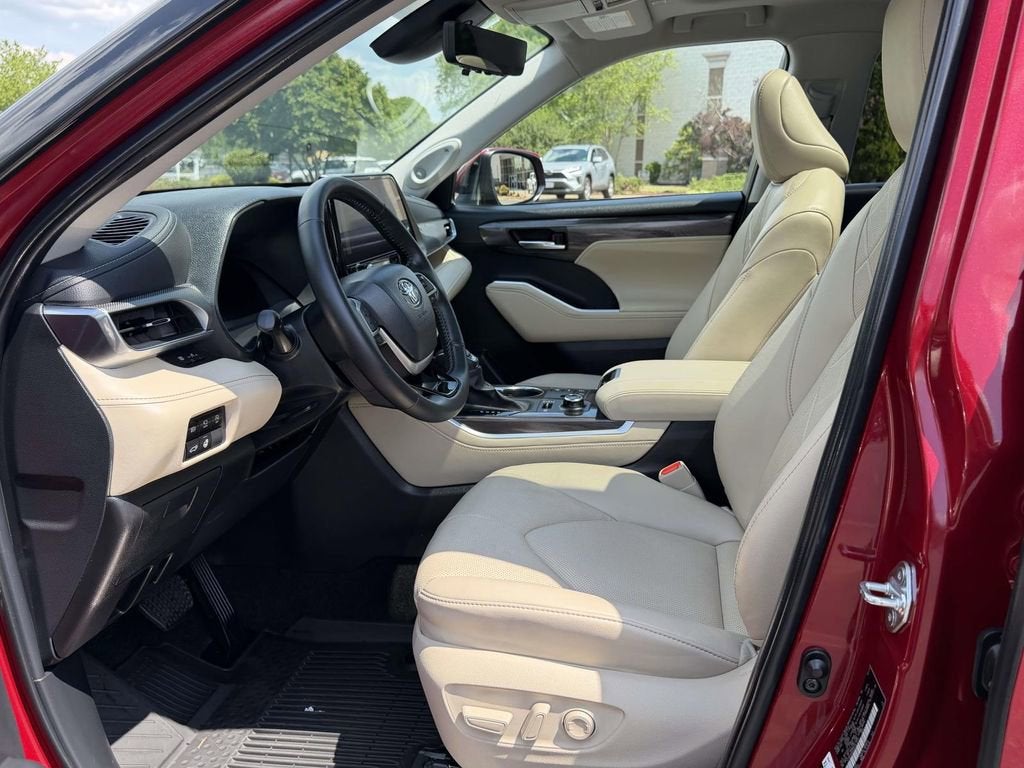 2024 Toyota Highlander Platinum