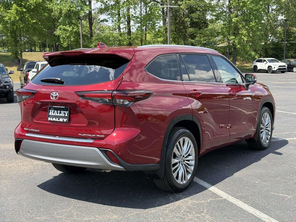 2024 Toyota Highlander Platinum