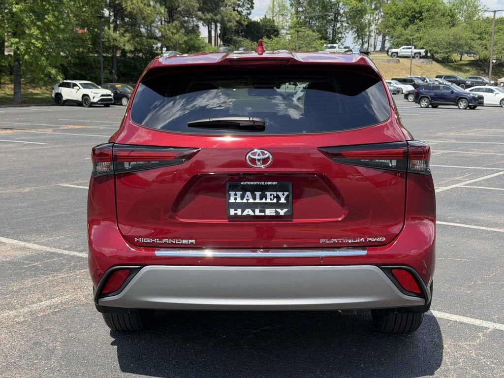 2024 Toyota Highlander Platinum