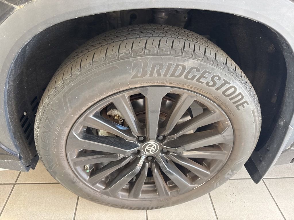2023 Toyota Highlander XSE