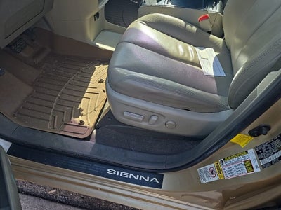 2012 Toyota Sienna LE Mobility Auto Access