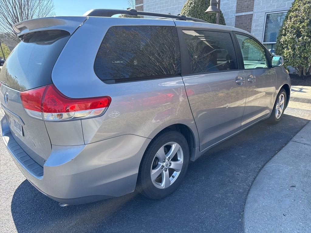 2012 Toyota Sienna LE