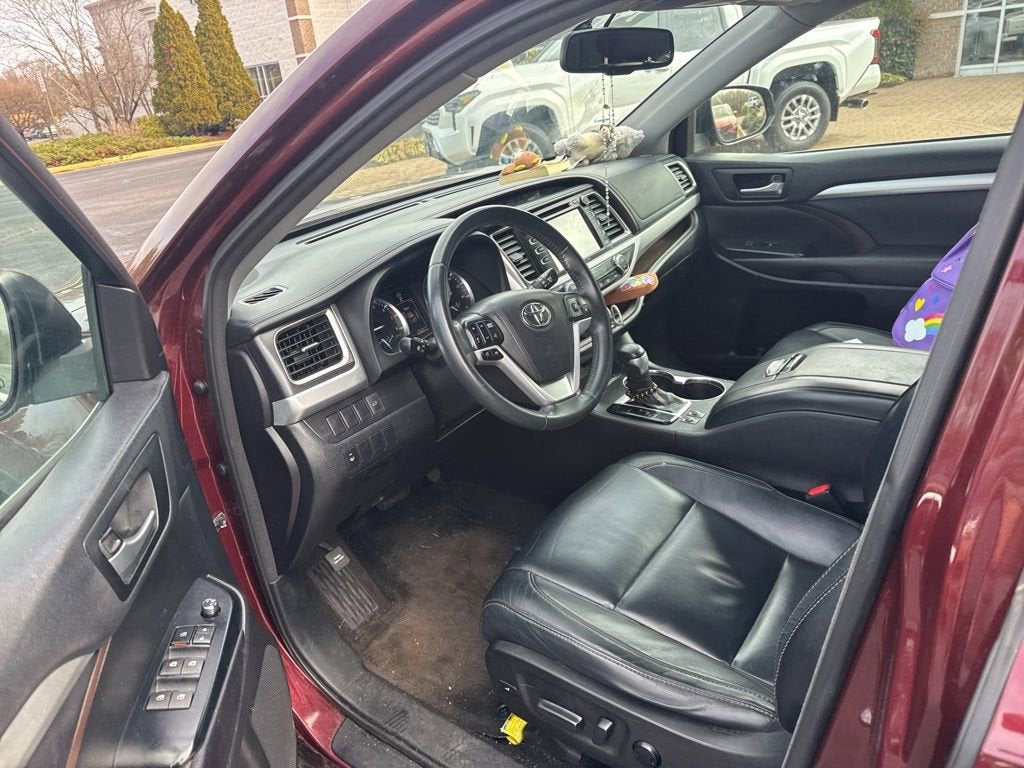 2016 Toyota Highlander XLE V6