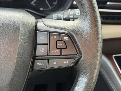 2024 Toyota Sienna LE