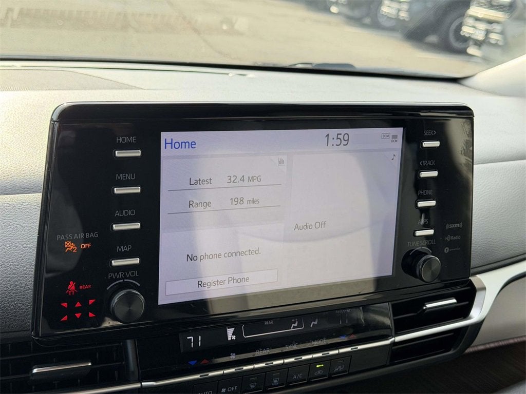 2024 Toyota Sienna LE