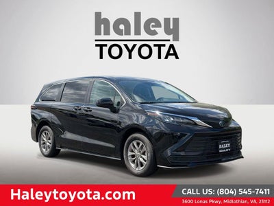 2024 Toyota Sienna LE