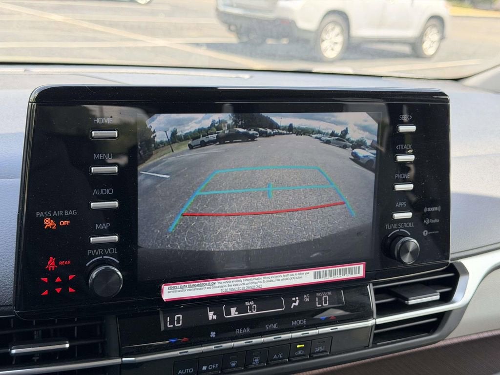 2024 Toyota Sienna LE