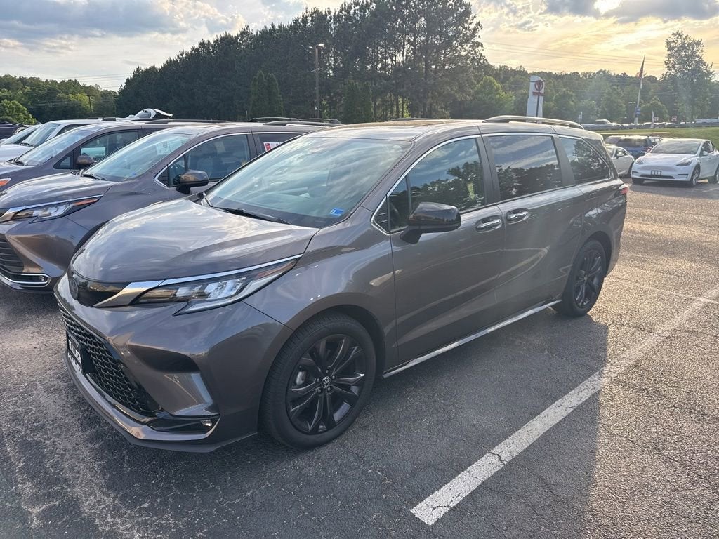 2022 Toyota Sienna XSE