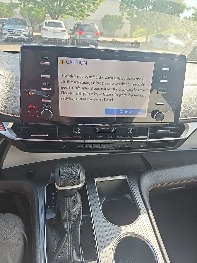 2022 Toyota Sienna XSE