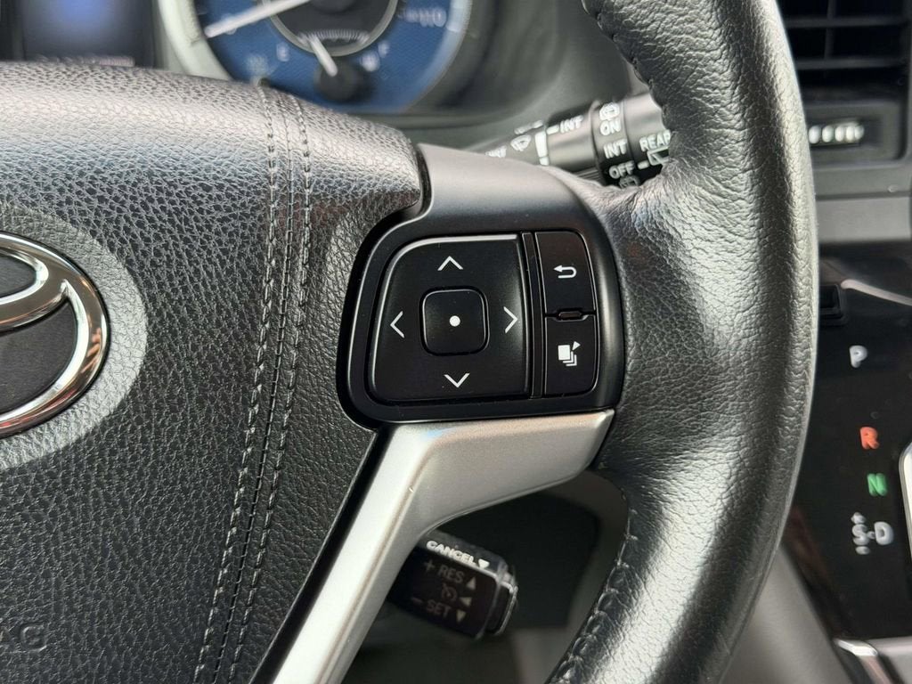 2015 Toyota Sienna XLE