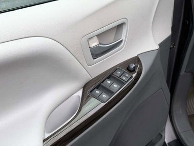 2015 Toyota Sienna XLE