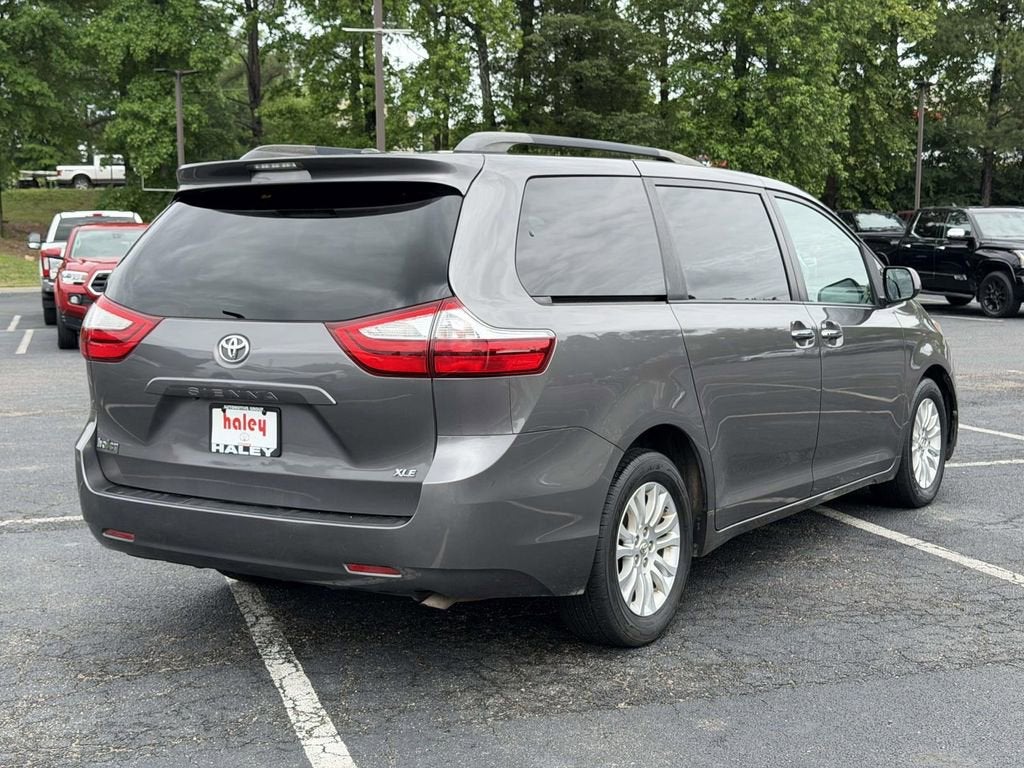 2015 Toyota Sienna XLE