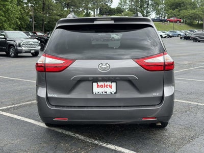 2015 Toyota Sienna XLE