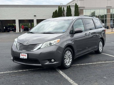 2015 Toyota Sienna XLE