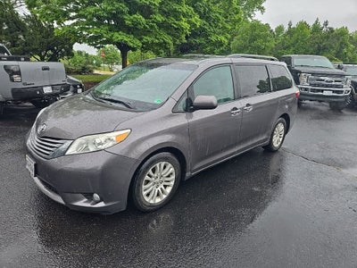 2015 Toyota Sienna XLE