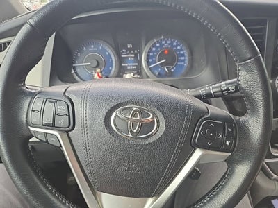 2015 Toyota Sienna XLE