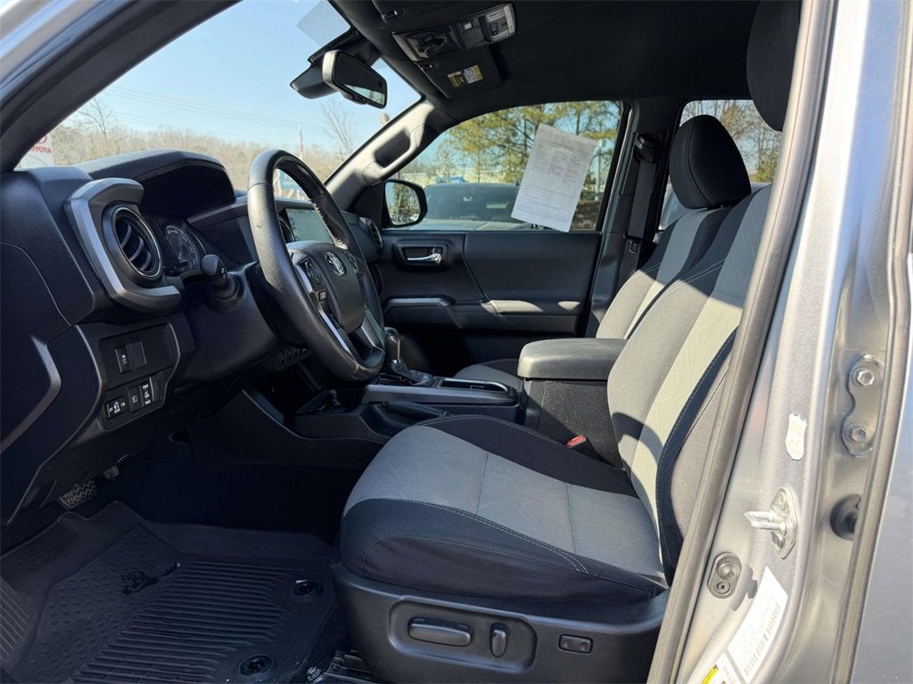 2021 Toyota Tacoma TRD Off-Road