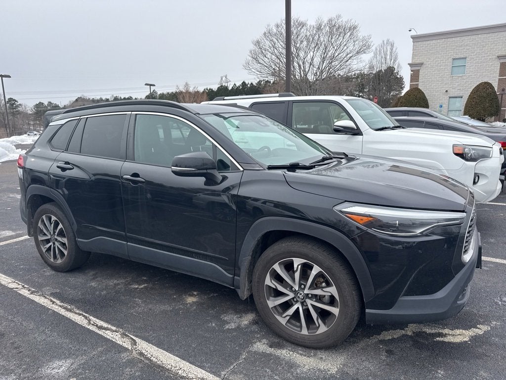 2022 Toyota Corolla Cross XLE