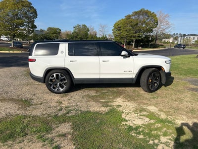 2022 Rivian R1S Launch Edition