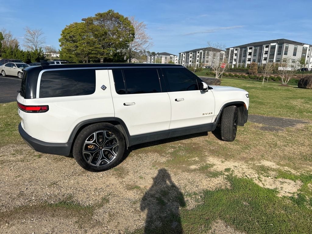 2022 Rivian R1S Launch Edition