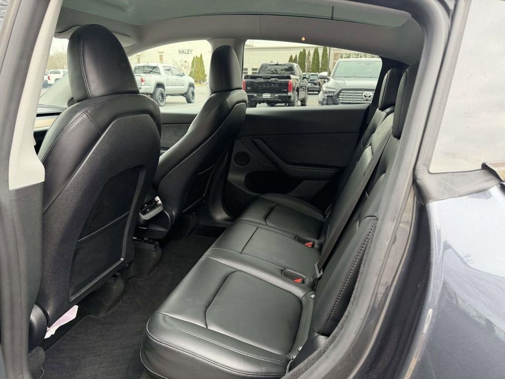 2024 Tesla Model Y Long Range