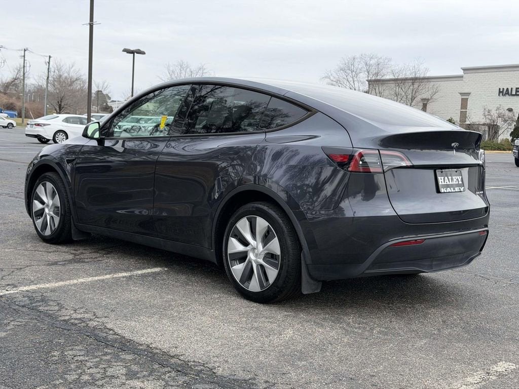 2024 Tesla Model Y Long Range