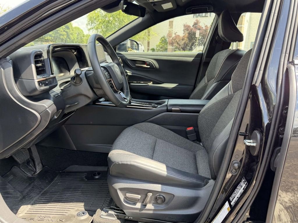 2024 Toyota Crown XLE