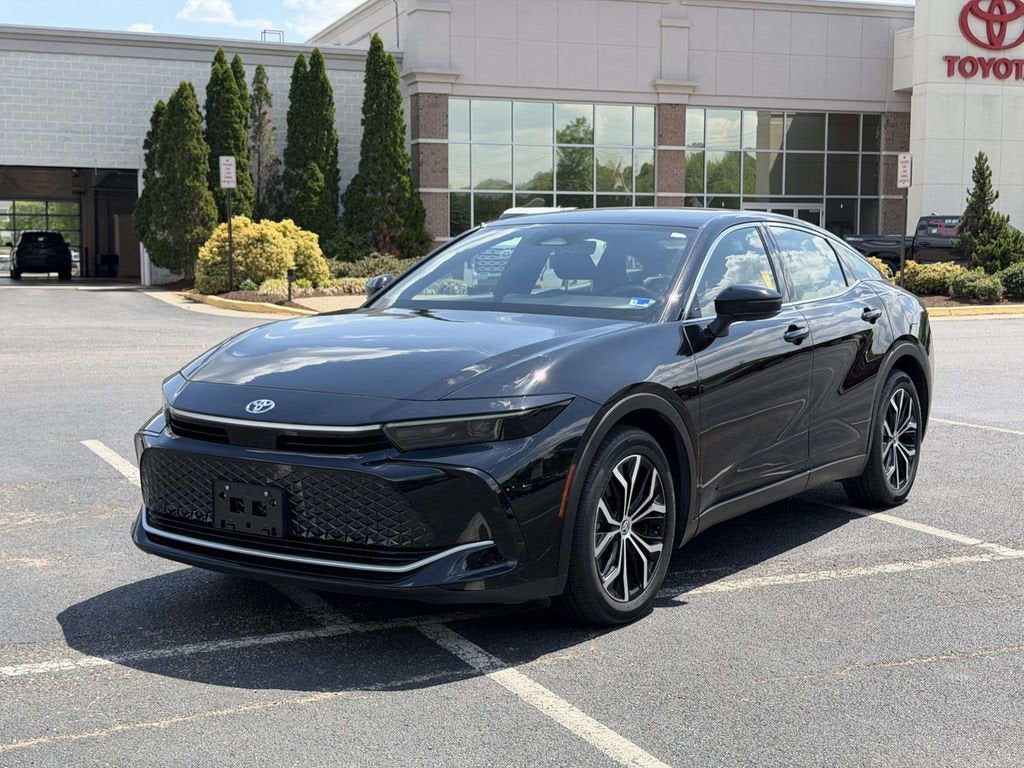 2024 Toyota Crown XLE