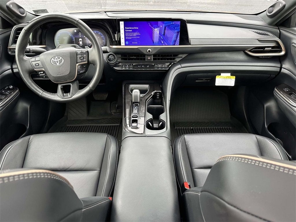 2025 Toyota Crown Platinum