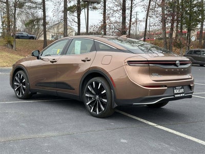 2025 Toyota Crown Platinum