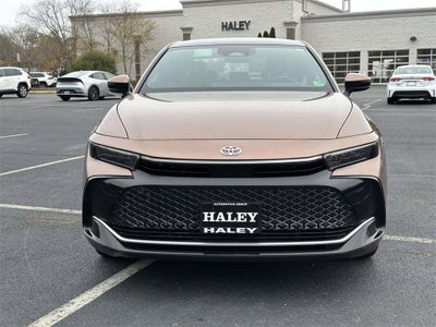 2025 Toyota Crown Platinum