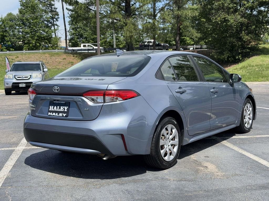 2022 Toyota Corolla LE