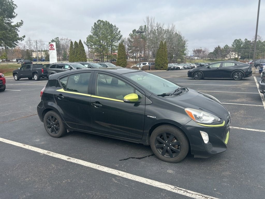 2016 Toyota Prius c Persona Series