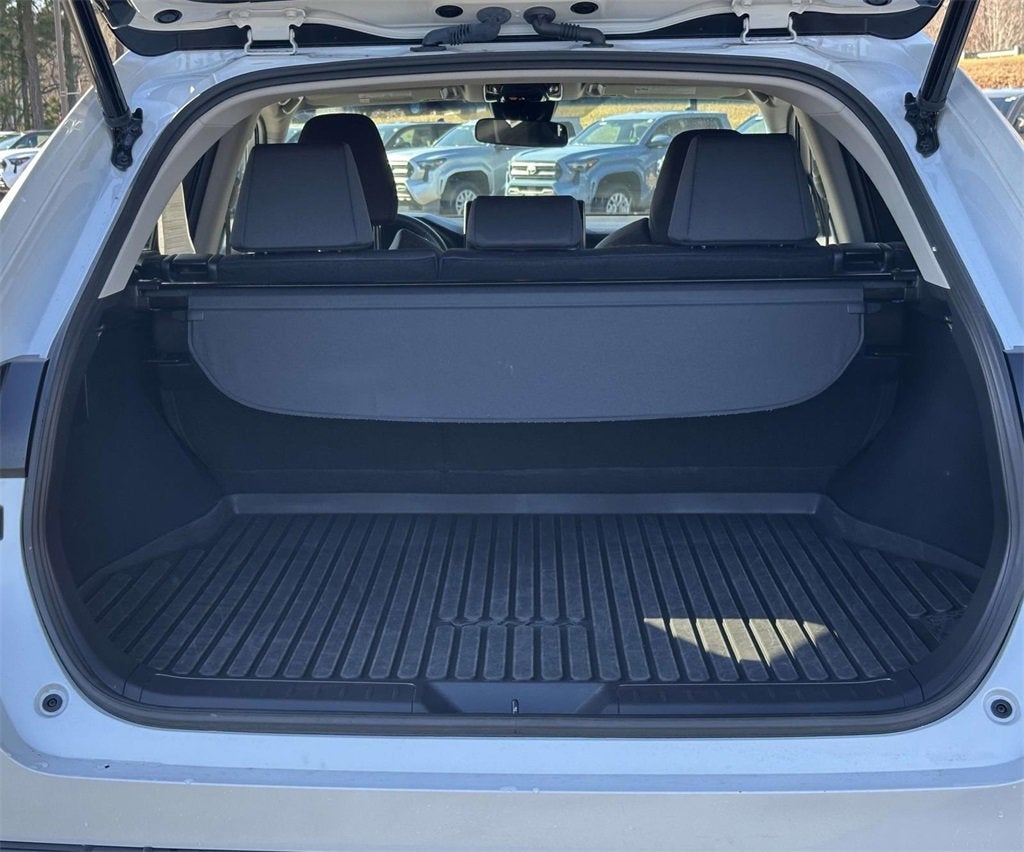 2023 Toyota Venza LE