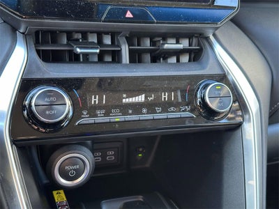 2023 Toyota Venza LE