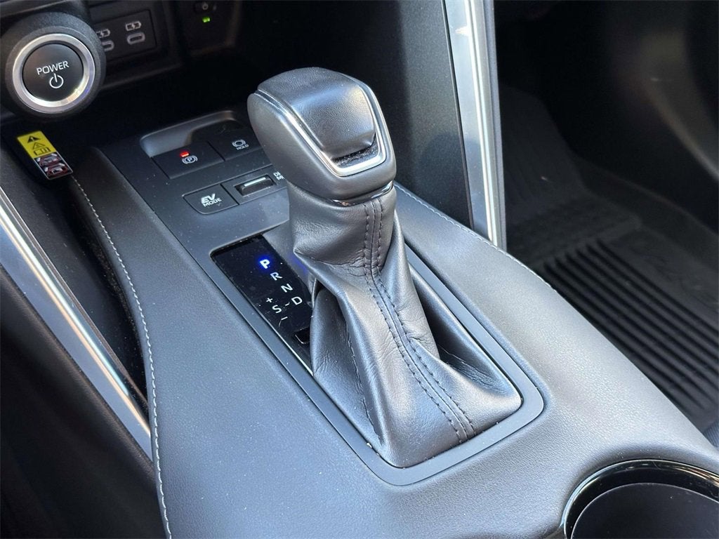 2023 Toyota Venza LE