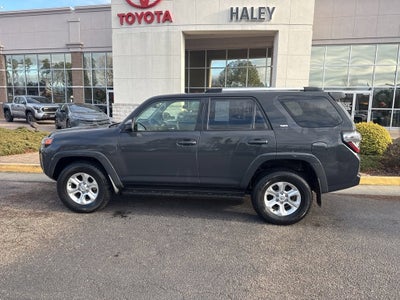 2024 Toyota 4Runner SR5