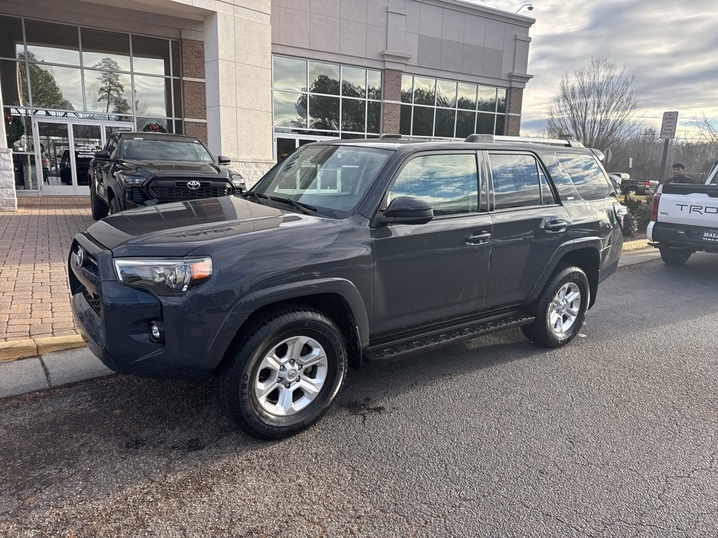 2024 Toyota 4Runner SR5