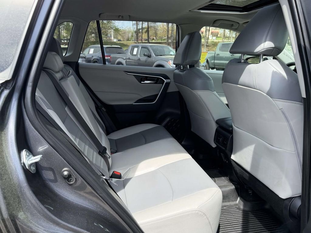 2019 Toyota RAV4 XLE Premium