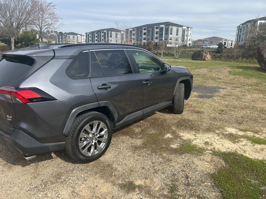 2019 Toyota RAV4 XLE Premium