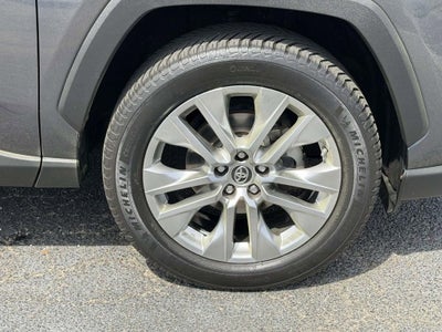 2019 Toyota RAV4 XLE Premium