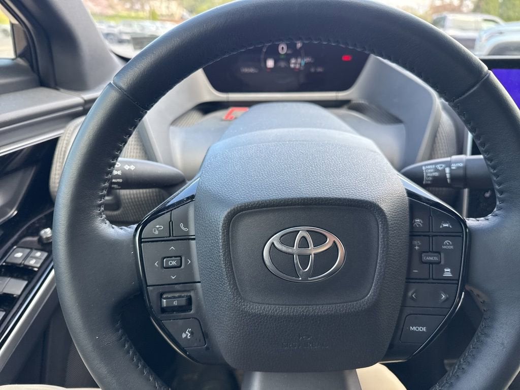 2025 Toyota bZ4X XLE