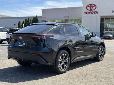 2025 Toyota bZ4X XLE