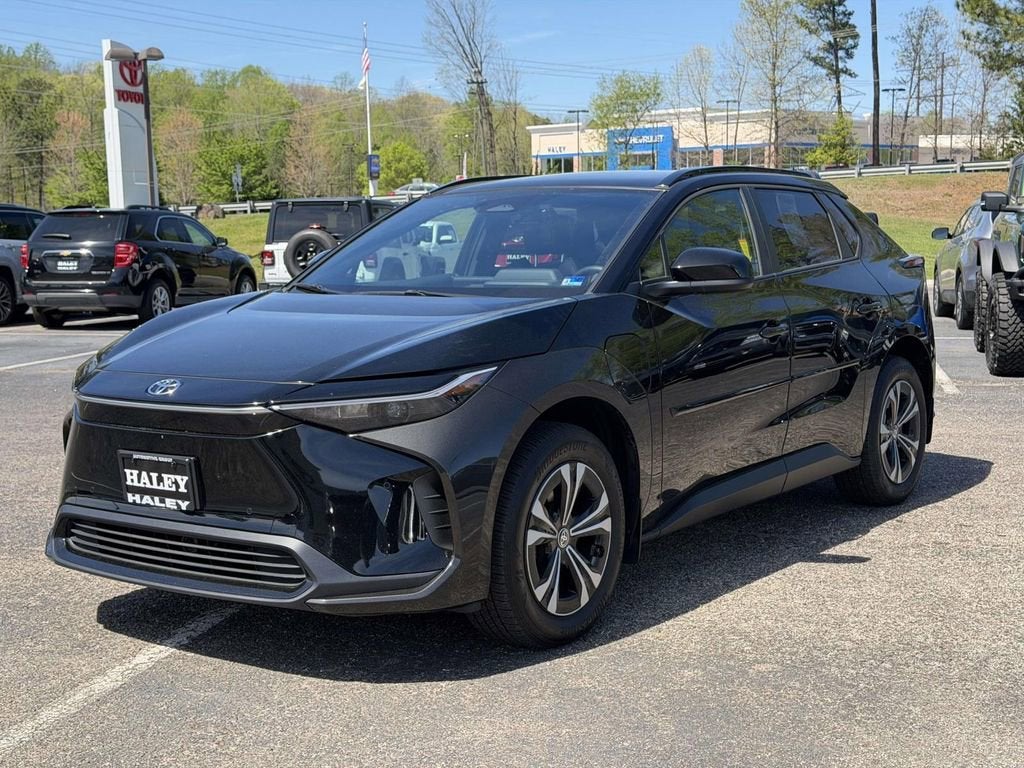 2025 Toyota bZ4X XLE